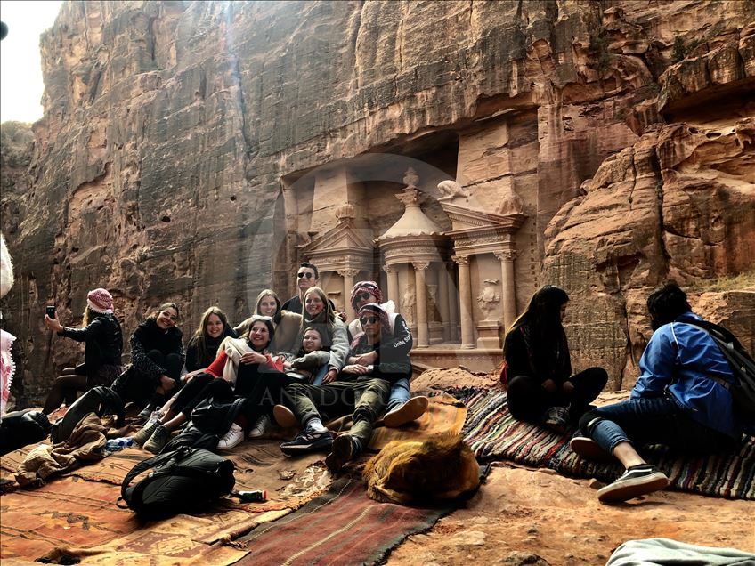 Wonder of World: Rose-red city Petra