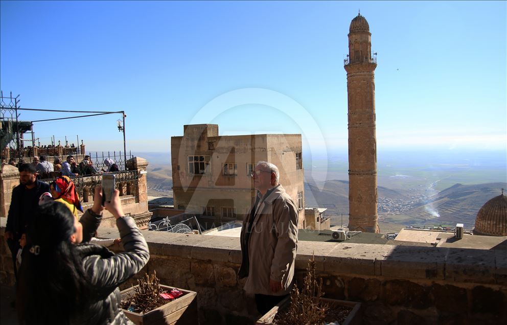 Bir masal şehri Mardin'de hafta sonu yoğunluğu yaşanıyor