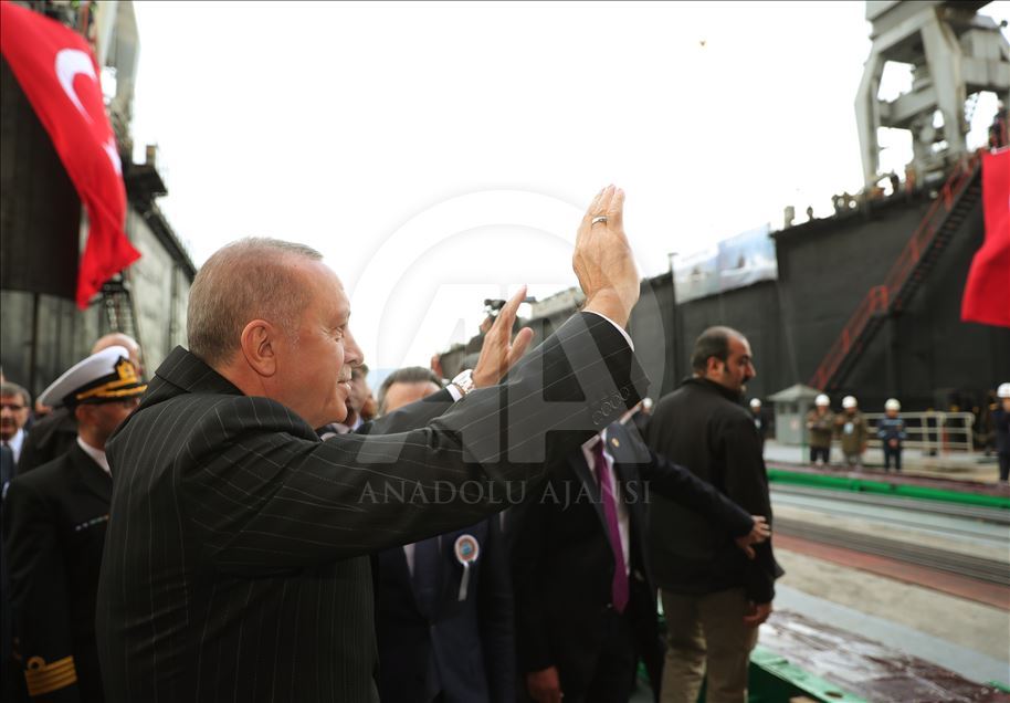 Erdoğan: Gjashtë nëndetëse do t'i shtohen marinës turke në periudhën 2022-2027
