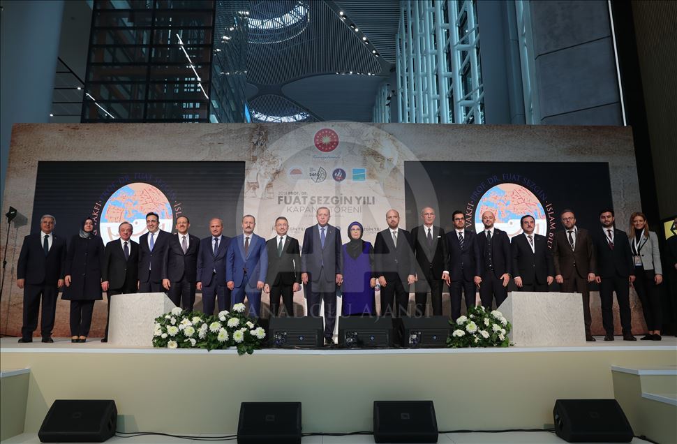 Cumhurbaşkanı Erdoğan, sergi açılışına katıldı