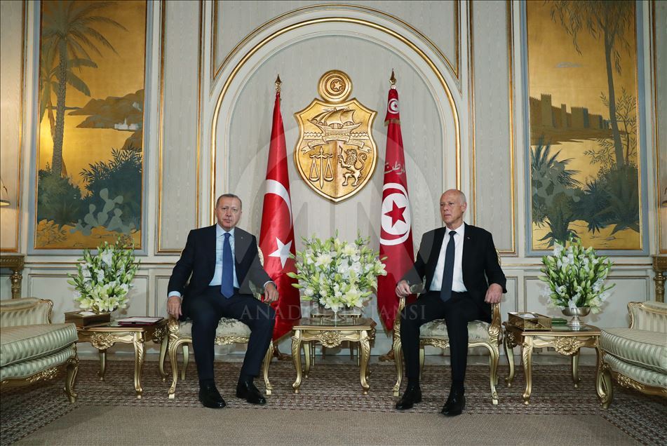 أردوغان يلتقي سعيد في تونس