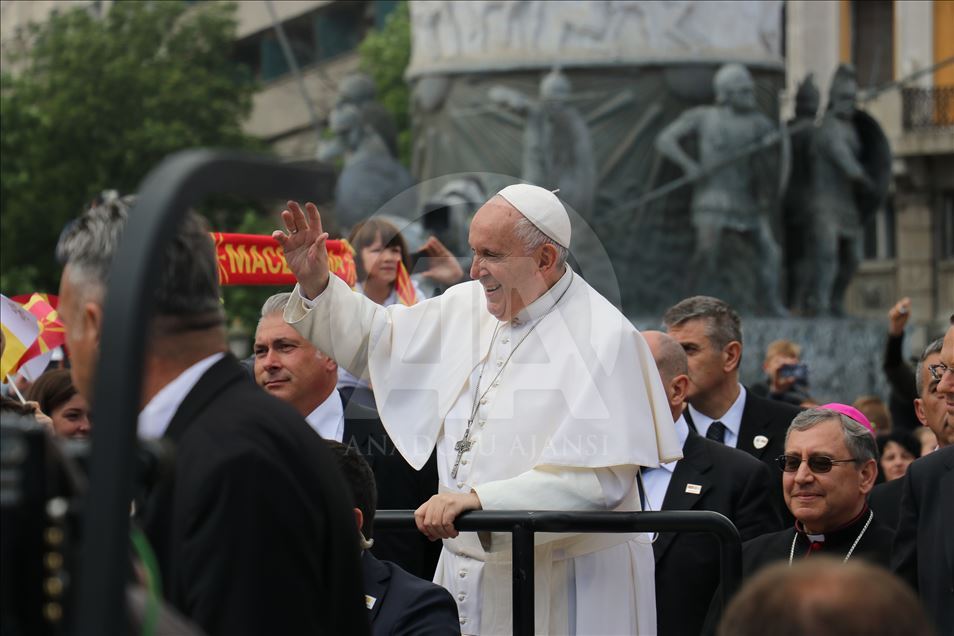 Papa Françesku pë vizitë zyrtare në Maqedoninë e Veriut