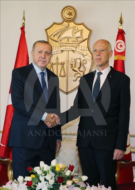 أردوغان يلتقي سعيد في تونس
