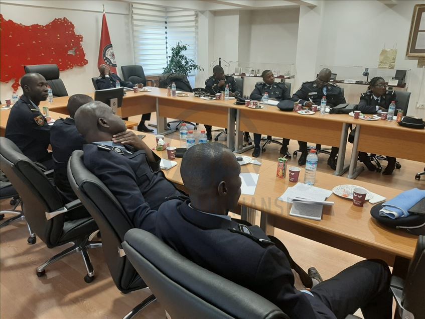 Turquie: La TIKA dispense une formation aux policiers guinéens