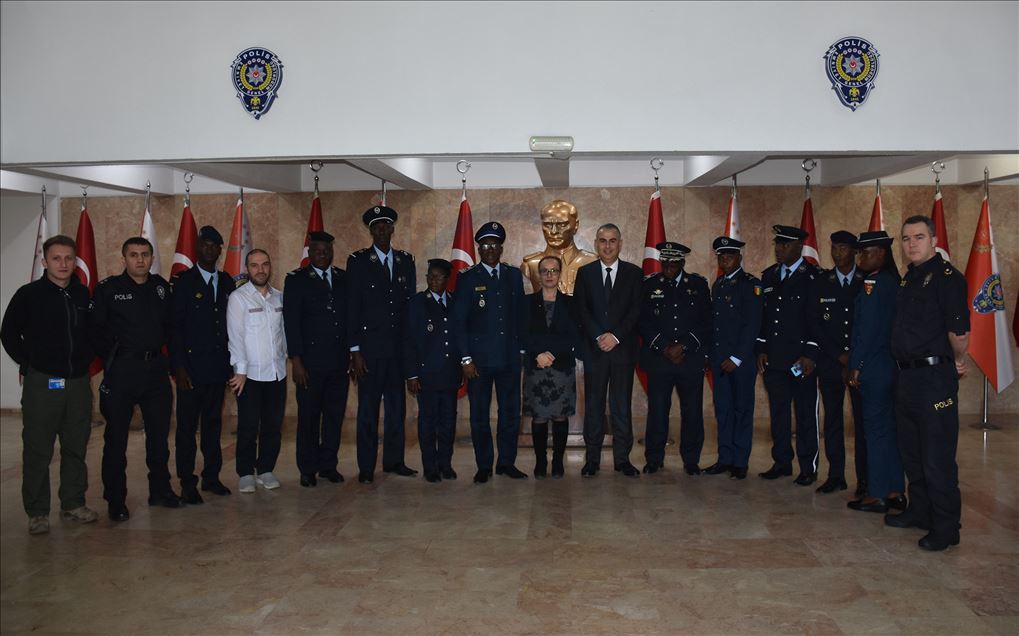 Turquie: La TIKA dispense une formation aux policiers guinéens