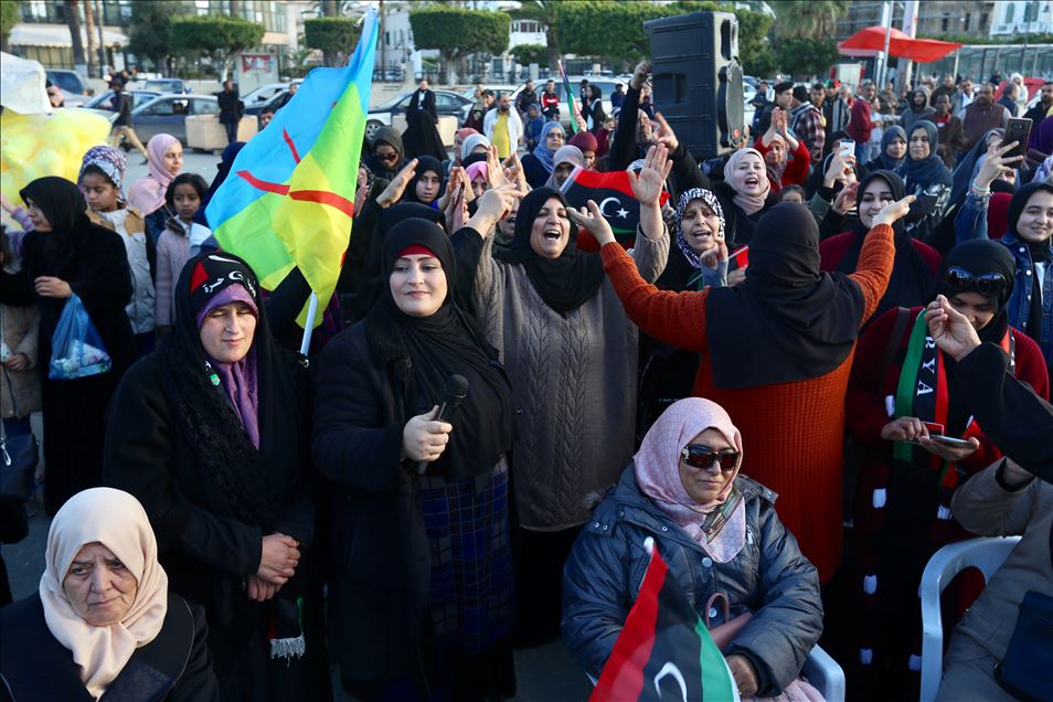 ليبيا.. مظاهرات بطرابلس تنديدا بعدوان حفتر