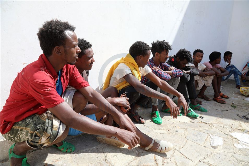 غربة وإصلاحية.. مهاجرون داخل سجن بتعز اليمنية