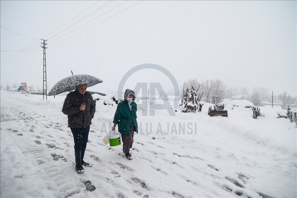 دێرسم.. بهفر كاریگهری نهرێنی كردووهته سهر ژیانی هاووڵاتییان
