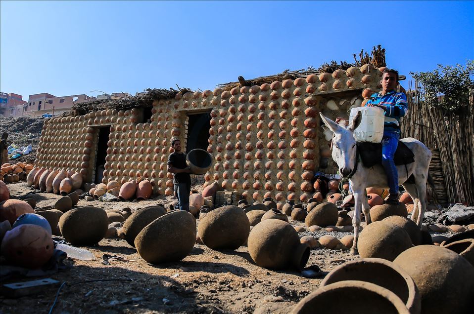 "نزلة" مصر.. أرض الفن وصناعة الإبداع 

