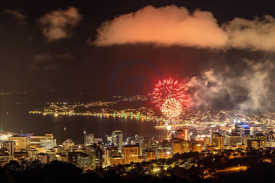 WELLINGTON, NEW ZEALAND - JANUARY 1: First major capital city to welcome 2020. New Year’s Eve fireworks celebrations on harbour, Wellington, New Zealand on January 1, 2020.