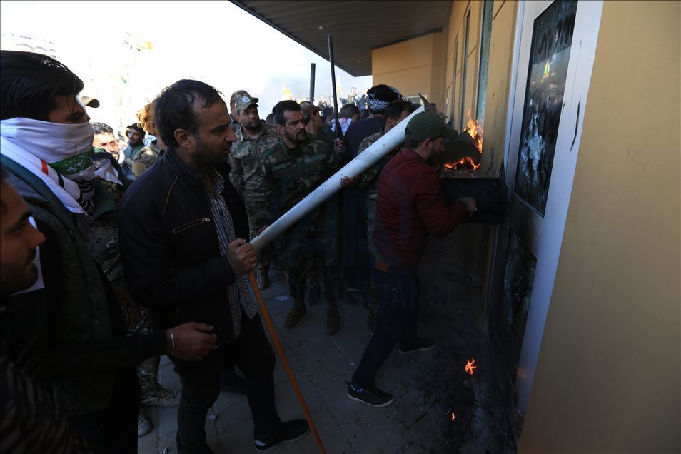 ABD'nin Bağdat Büyükelçiliği önünde protesto