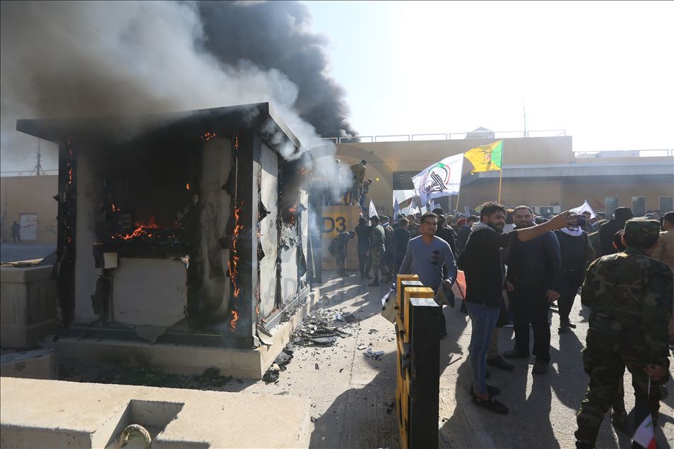 ABD'nin Bağdat Büyükelçiliği önünde protesto