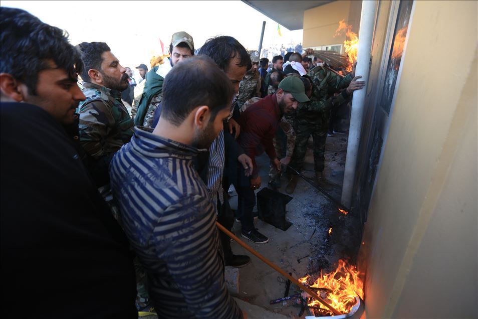 ABD'nin Bağdat Büyükelçiliği önünde protesto