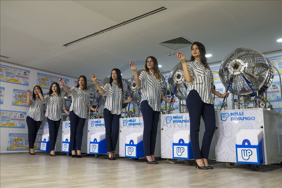 Milli Piyango'nun yılbaşı özel çekilişi başladı