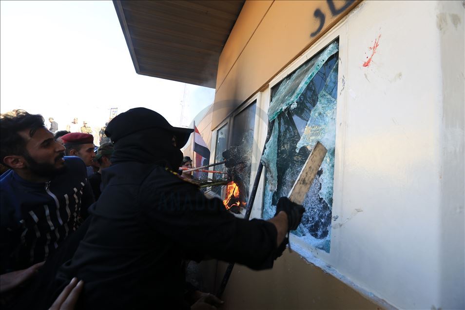 ABD'nin Bağdat Büyükelçiliği önünde protesto