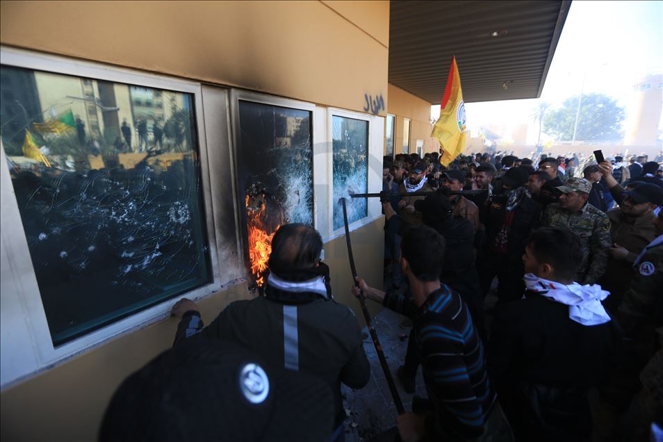 ABD'nin Bağdat Büyükelçiliği önünde protesto