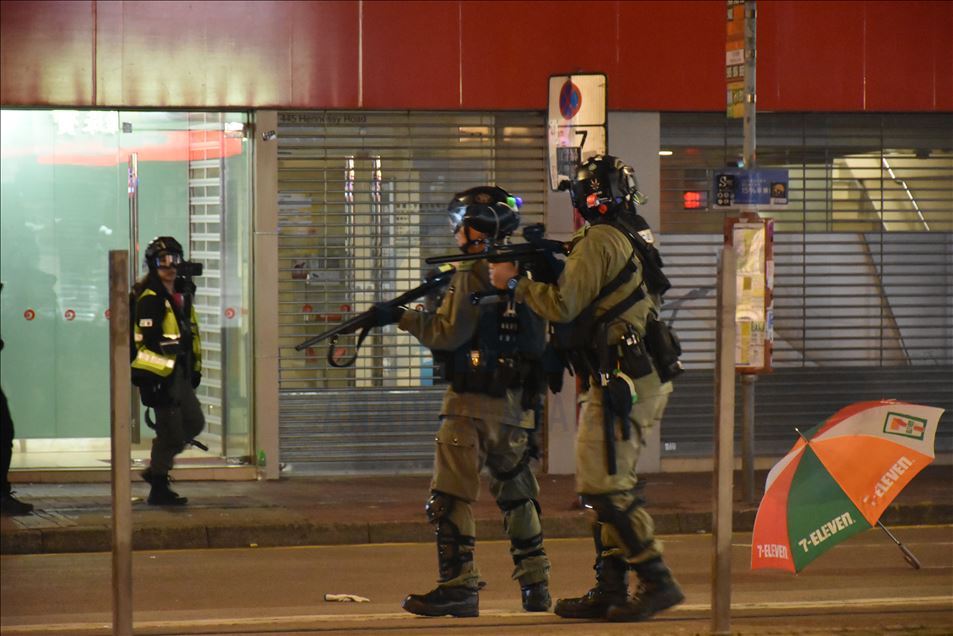 Hong Kong'da yeni yılın ilk protestolarına 1 milyondan fazla kişi katıldı