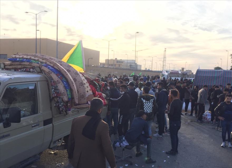 العراق.. المحتجون ينسحبون تدريجيا من محيط السفارة الأمريكية