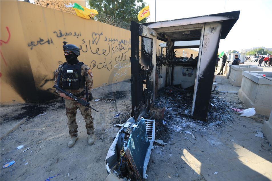 Iraklı milisler ABD Büyükelçiliği önünden çekilmeye başladı
