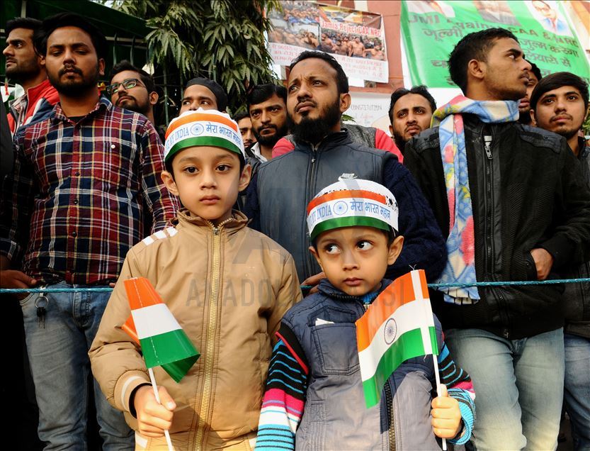 Hindistan'da protestolar sürüyor