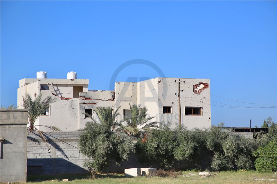 هجمات حفتر تحيل أحياء طرابلس إلى "مدينة أشباح"