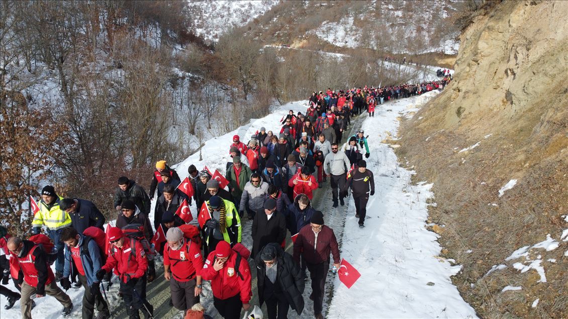 1. İnönü Zaferi'nin 99'uncu yılında Metristepe'ye yürüdüler