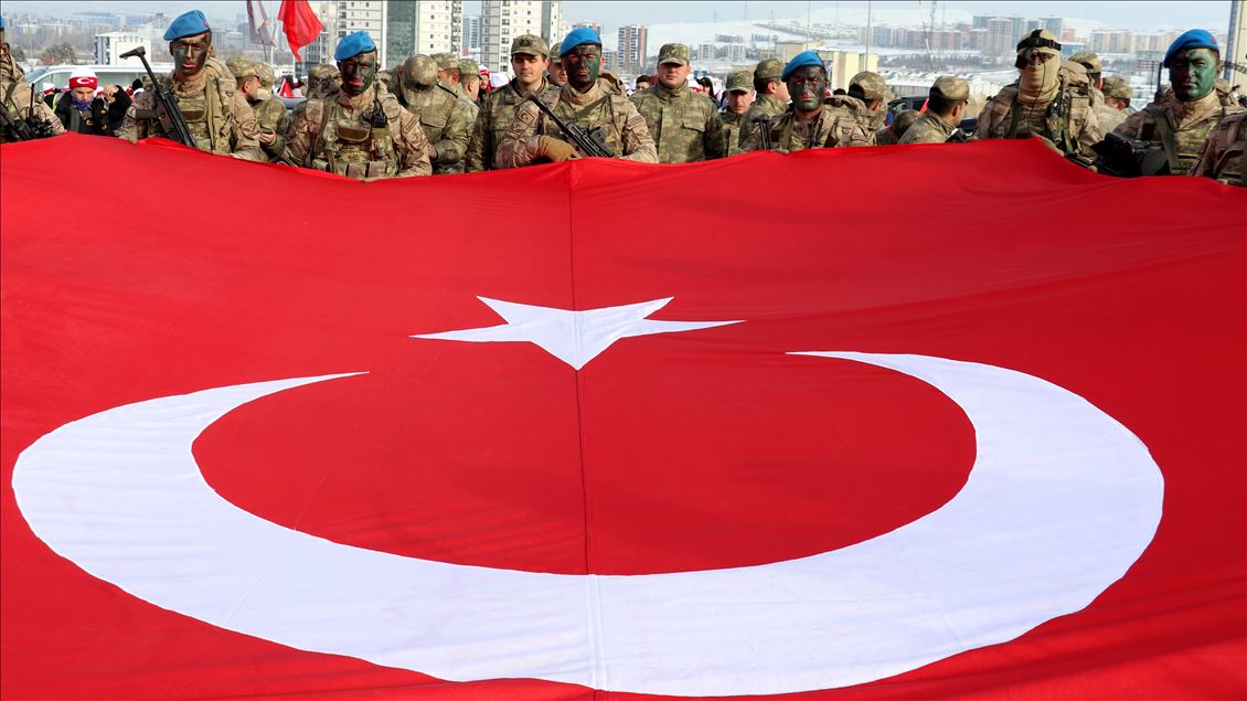 Turkey remembers fallen WWI soldiers with massive march