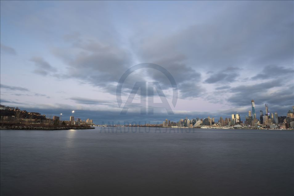 Gündüz ve gece New York şehri