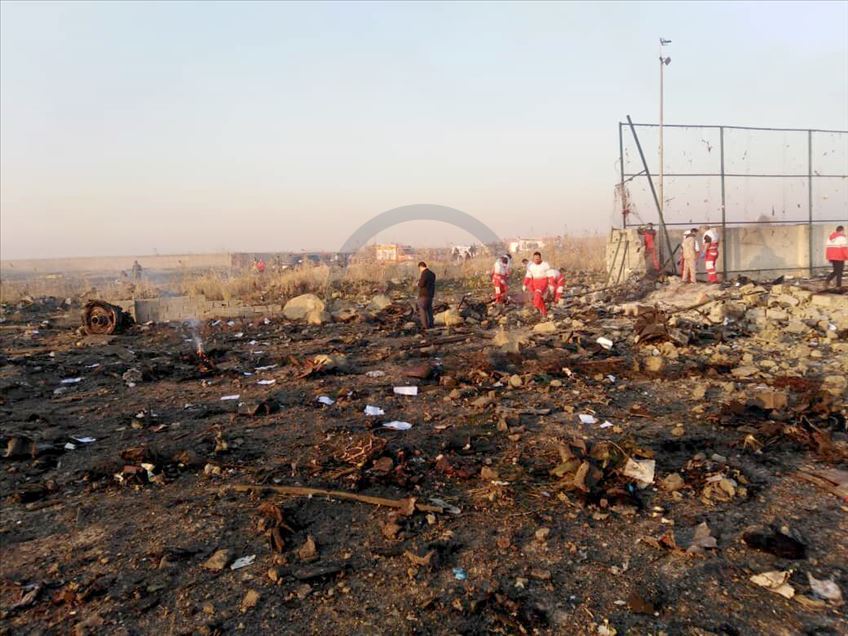 İran'da Ukrayna Havayollarına ait yolcu uçağı düştü
