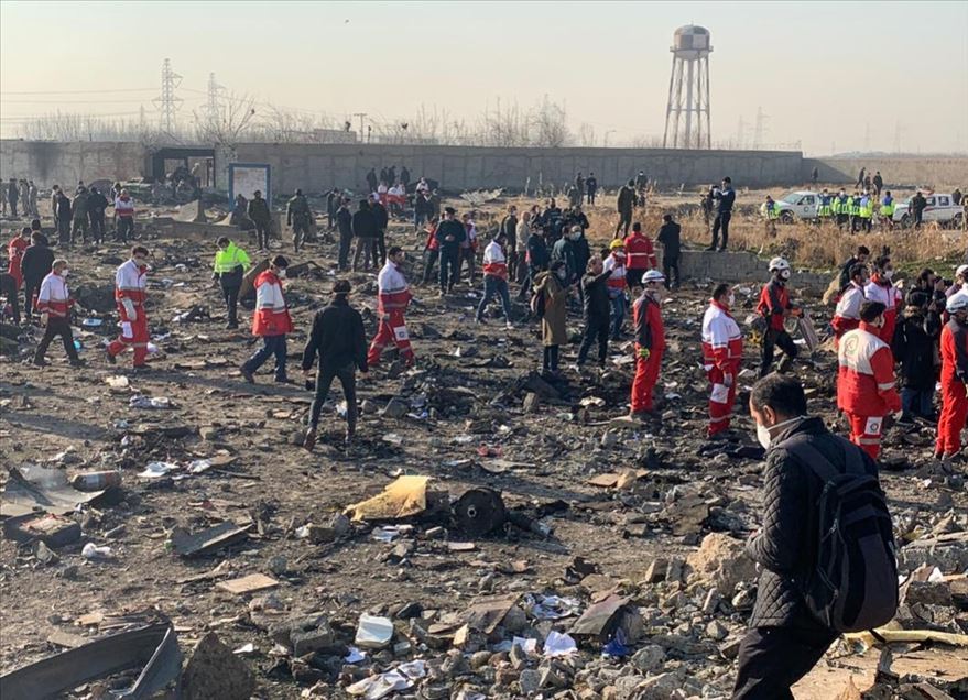 İran'da düşen yolcu uçağındaki 176 kişi hayatını kaybetti