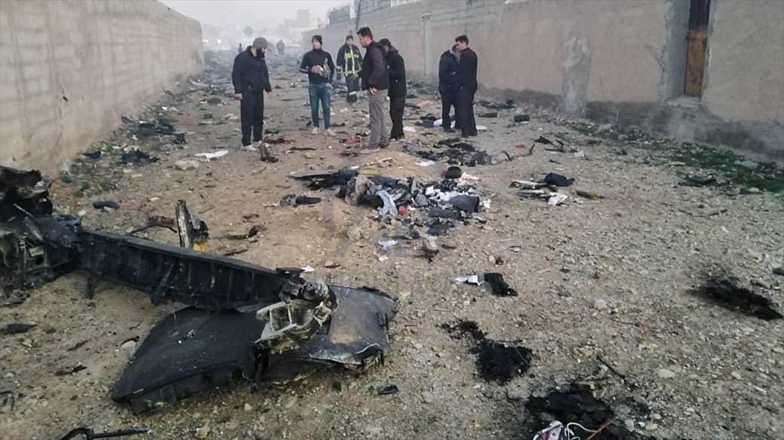 İran'da Ukrayna Havayollarına ait yolcu uçağı düştü