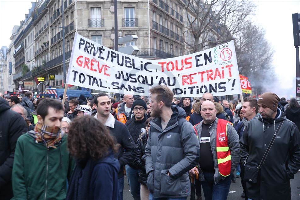 Francë, vazhdon kaosi social për shkak të grevave
