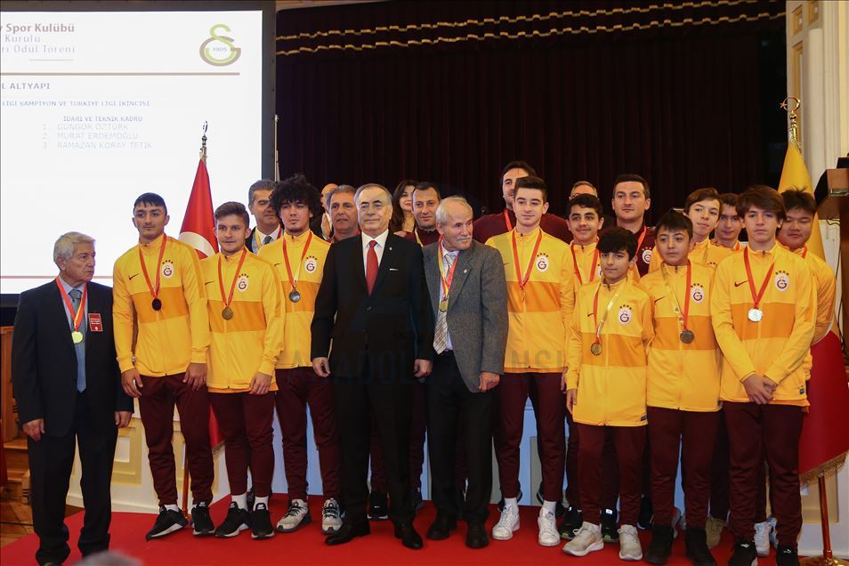 Galatasaray Kulübünde olağanüstü divan kurulu toplantısı yapıldı