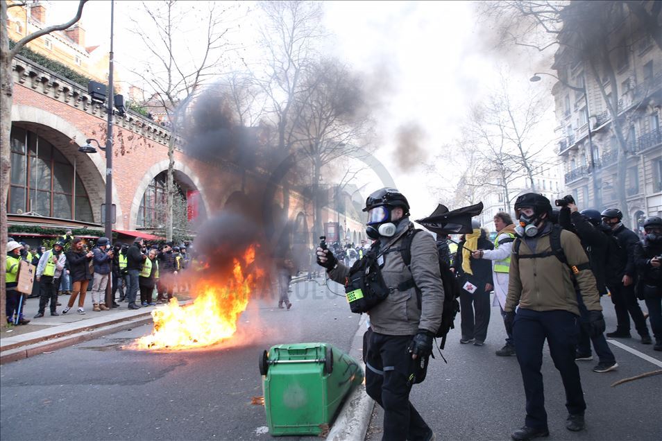 Fransa'da emeklilik reformu protestosu