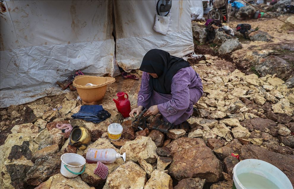 La lucha de los civiles sirios para sobrevivir en Idlib