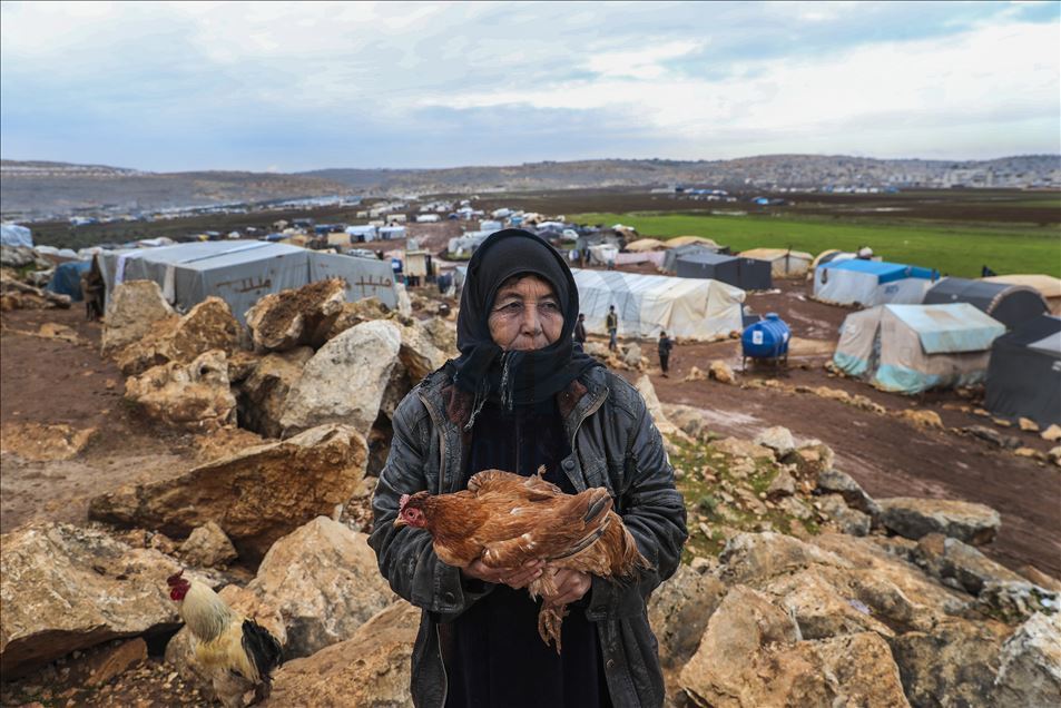 La lucha de los civiles sirios para sobrevivir en Idlib