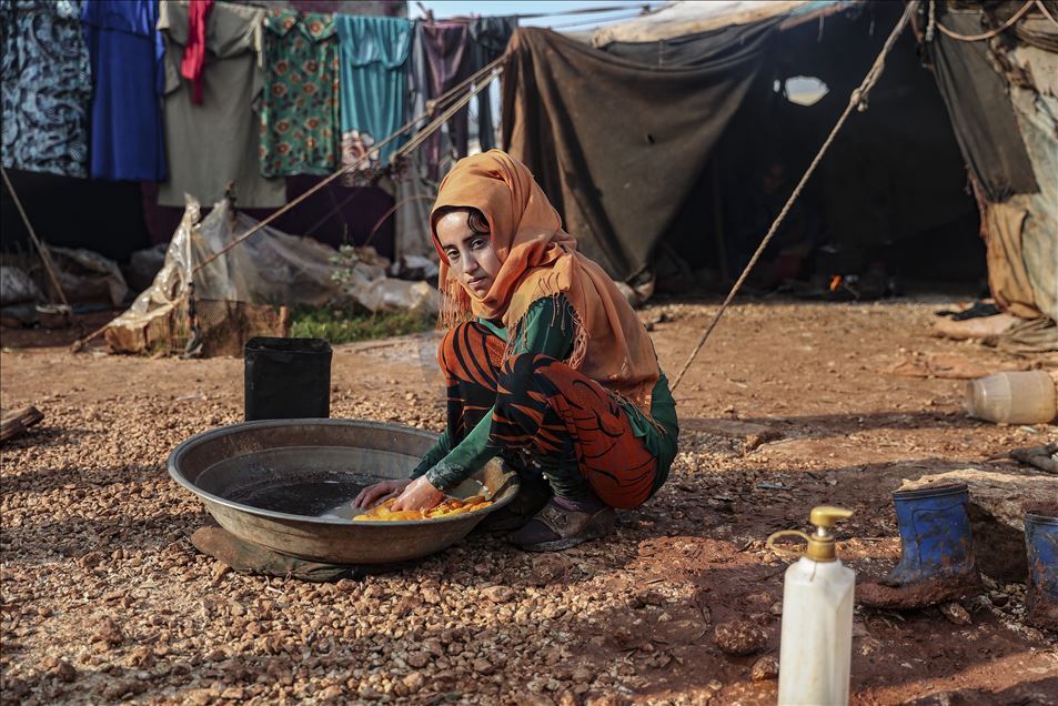 La lucha de los civiles sirios para sobrevivir en Idlib