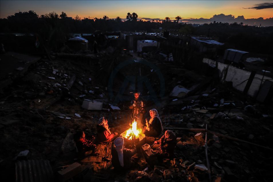 Una familia palestina lucha por sobrevivir en Gaza