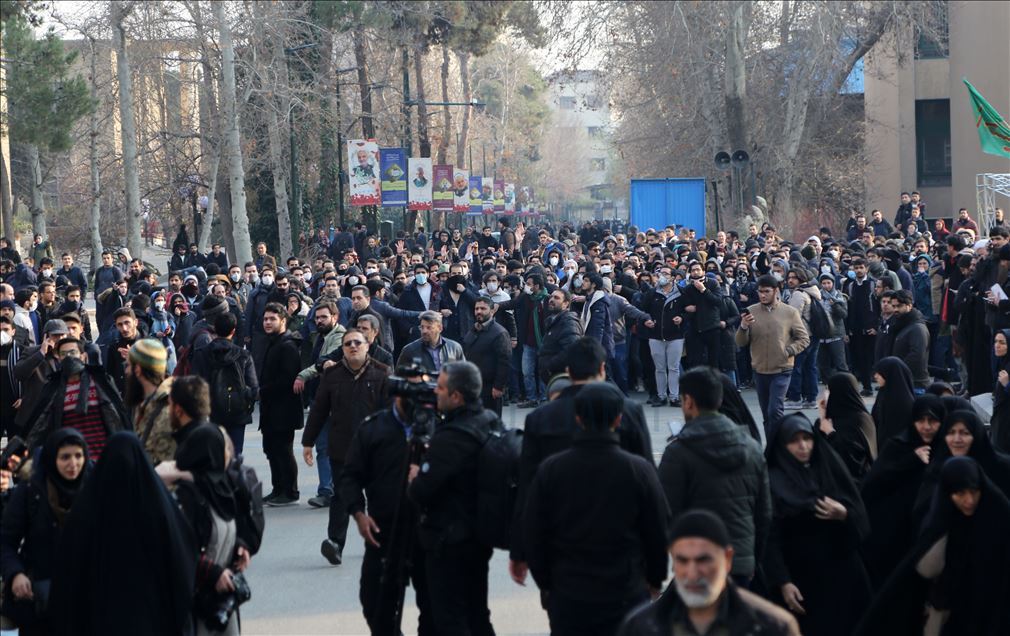 إيران.. تواصل الاحتجاجات تنديدا بإسقاط الطائرة الأوكرانية
