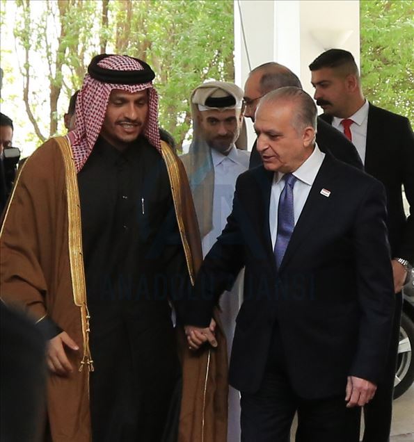 وزير الخارجية القطري محمد بن عبد الرحمن يلتقي نظيره العراقي في بغداد
