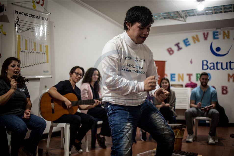 Music Helps Children with Special Needs in Bogota