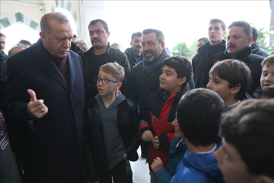 Cumhurbaşkanı Erdoğan, cuma namazını Hz. Ali Camisi'inde kıldı