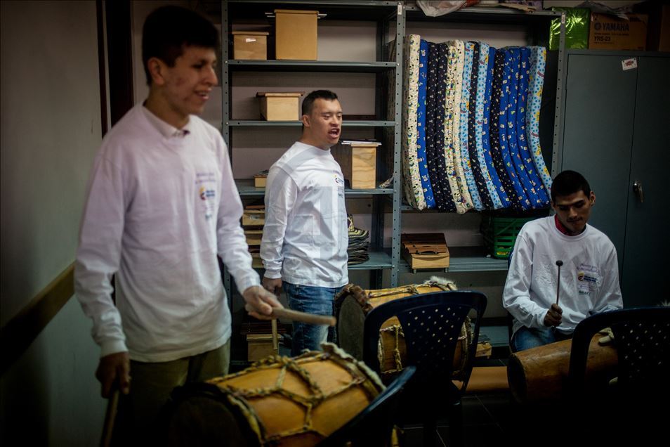 Music Helps Children with Special Needs in Bogota
