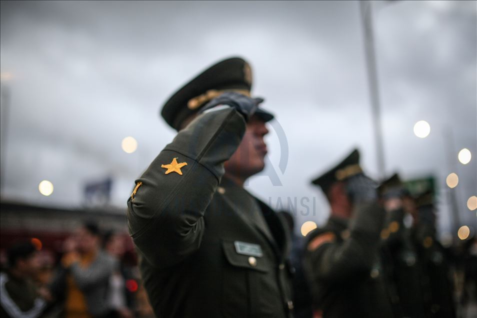 Kolombiya Polis Akademisi'ne yönelik saldırının kurbanları anıldı