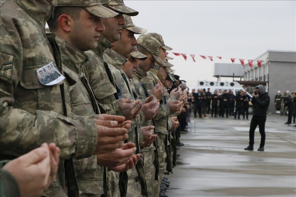 Barış Pınarı Harekatı bölgesinde şehit olan iki askerin cenazeleri memleketlerine uğurlandı