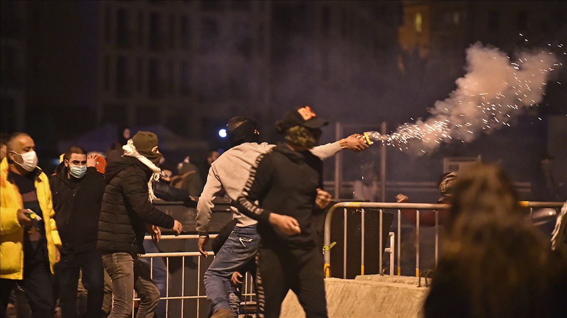 بیش از 165 معترض لبنانی در بیروت زخمی شدند