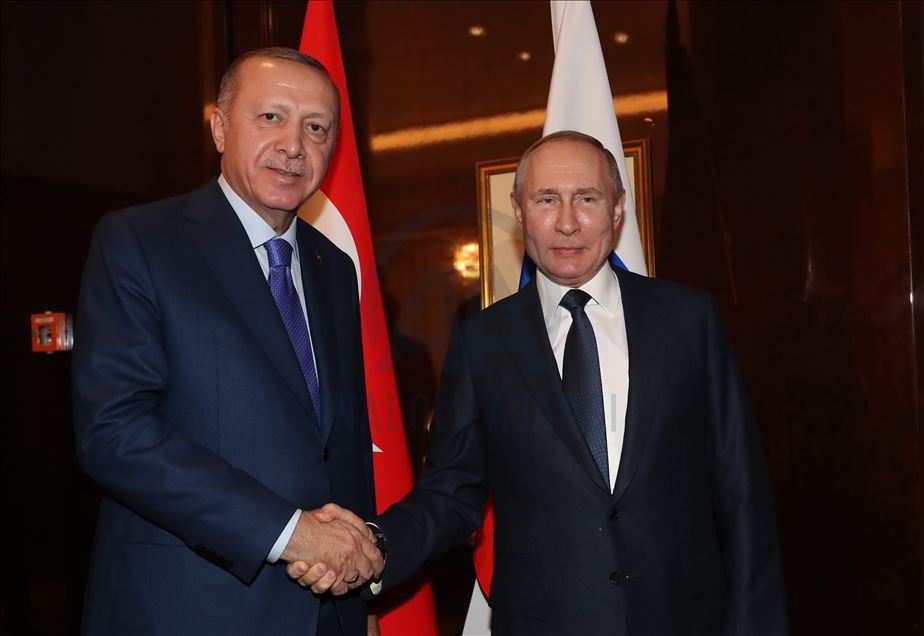 انطلاق اللقاء بين الرئيسين أردوغان وبوتين على هامش قمة برلين حول السلام في ليبيا
