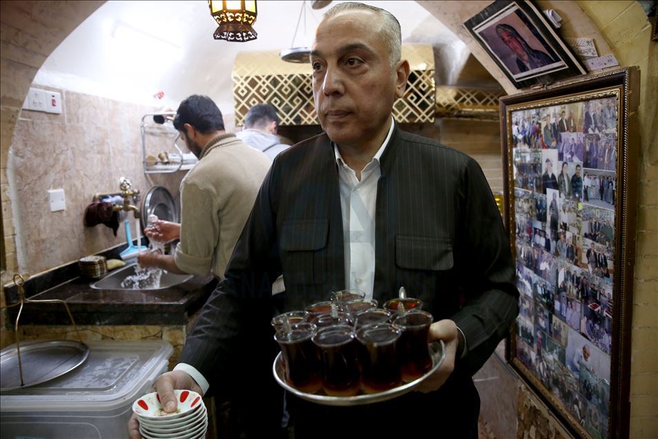 چایخانەی مام خەلیل یەکێک لە چایخانە هەرە دێرینەکانی هەولێر
