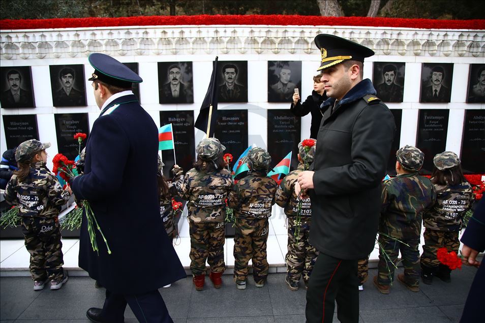 Azerbaycan'da "Kanlı Ocak" kurbanları anılıyor