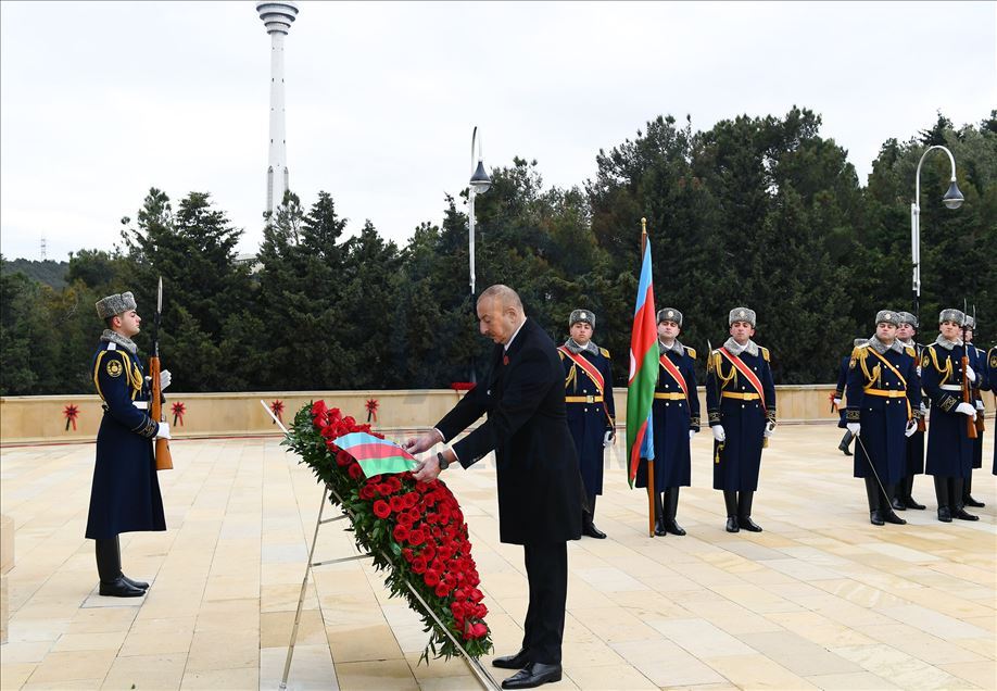 Azerbaycan'da "Kanlı Ocak" kurbanları anılıyor